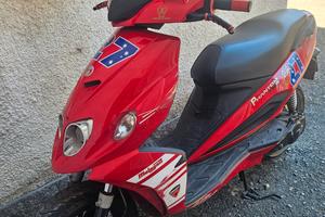 Malaguti Phantom F12 50R  Casey Stoner