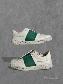 Valentino Garavani Open For A Change