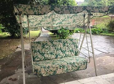 dondolo da giardino