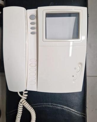 videocitofono MODELLO YVL301.01 come nuovo