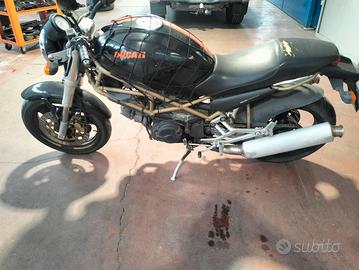 Ducati Monster 600