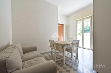2 LOCALI A RIMINI