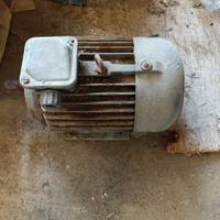 2 macchine taglia piastrelle e motore trifase