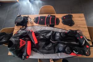Tuta Dainese Laguna Seca 5 e accessori 