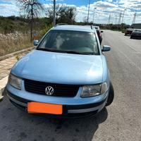 RICAMBI VOLKSWAGEN PASSAT.