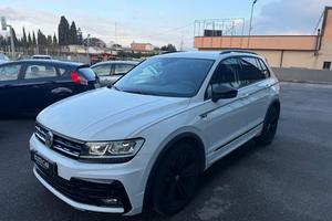 VOLKSWAGEN Tiguan 2.0 TDI SCR DSG R-LINE