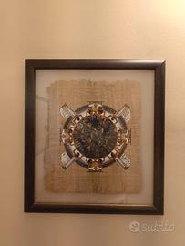 Quadri con papiro e orologio in vetro