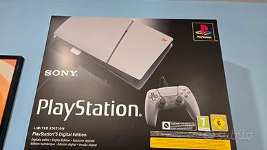 PS5 Digital 30th Anniversary | Contenuto SIGILLATO