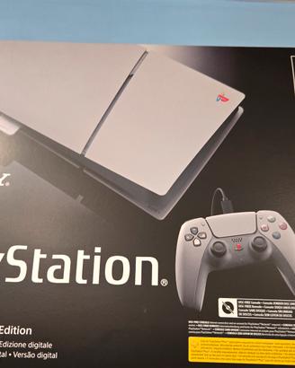 PS5 Digital 30th Anniversary | Contenuto SIGILLATO