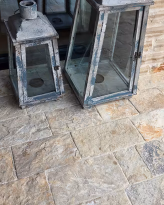 Lanterne in legno e metallo