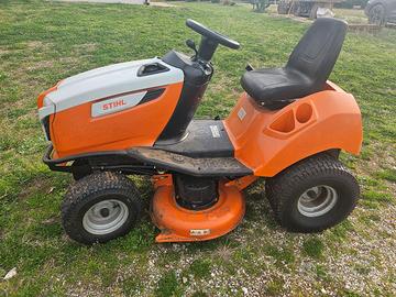 🚜 Trattorino rasaerba STIHL RT 4112 SZ