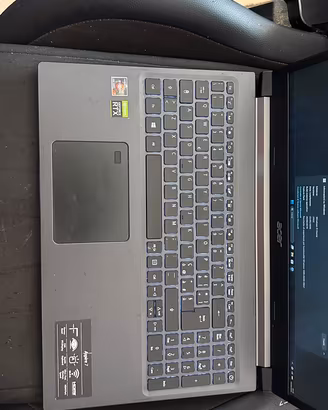 pc portatile acer aspire 7