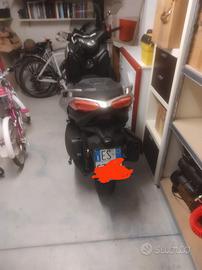Yamaha X-Max 300 - 2020