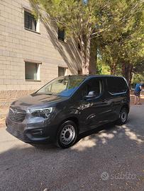 OPEL COMBO CILINDRATA 1500 DIESEL ANNO 2020 