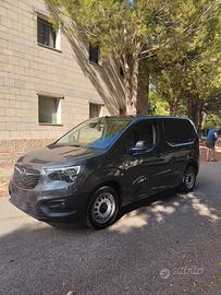 OPEL COMBO CILINDRATA 1500 DIESEL ANNO 2020 