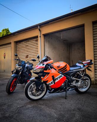 HONDA CBR 600 RR REPSOL - 2005
