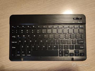 Tastiera Bluetooth per tablet etc NUOVA