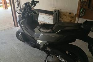 Sym adxtg 400