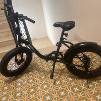 Fat Bike teklio (prodotta per Unieuro Italia)