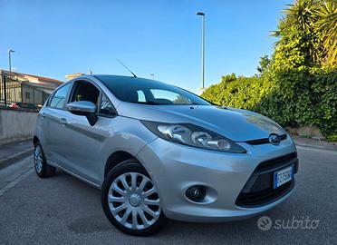 FORD FIESTA 5 PORTE 1.4 GPL 2011 PERFETTA DI TUTTO