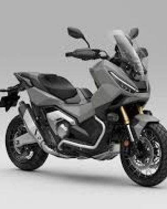 HONDA X-ADV 750