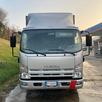 Autocarro Isuzu N2R 75D