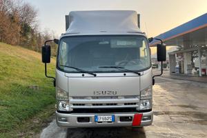 Autocarro Isuzu N2R 75D