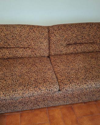 1 divano letto +2 poltrone letto