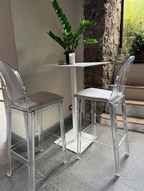 Sgabelli  kartell piu tavolo