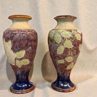 Paio di vasi in ceramica - Inghilterra, ca. 1902