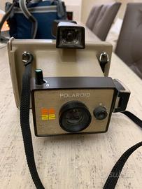 Polaroid ee22