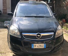 Opel zafira 7 posti