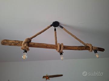 Lampadario a sospensione in legno