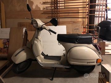 Piaggio Vespa P 200 E - 1981