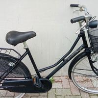 Bici Holland nera 26" con cestino