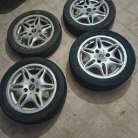 cerchi in lega e gomme. 