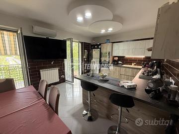 QUADRILOCALE CON POSTO AUTO COPERTO