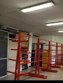 Scaffali cantilever bifronte