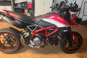 Ducati hypermotard 950