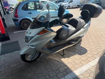 Yamaha majesty 250