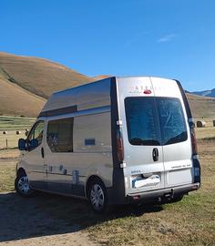 Opel vivaro camper 2 posti +gancio 