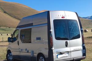 Opel vivaro camper 2 posti +gancio 