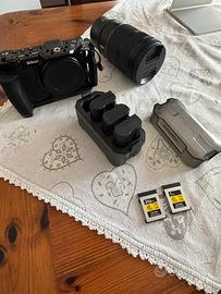 Nikon zr