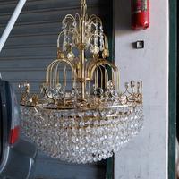 Numero 2 lampadari  e 3 abasciur