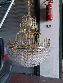 Numero 2 lampadari  e 3 abasciur