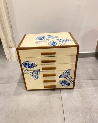 Cassettiera per bigiotteria