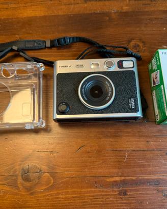 Fotocamera istantanea Fujifilm instax mini Evo