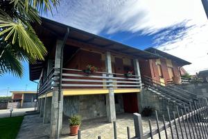 Villa di 249 m² con 4 locali e box auto doppio a C