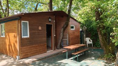 Roulotte con veranda in legno