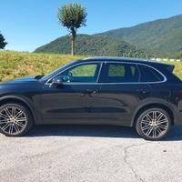 PORSCHE Cayenne 4.2 V8 S Diesel 385 cv - EURO 6